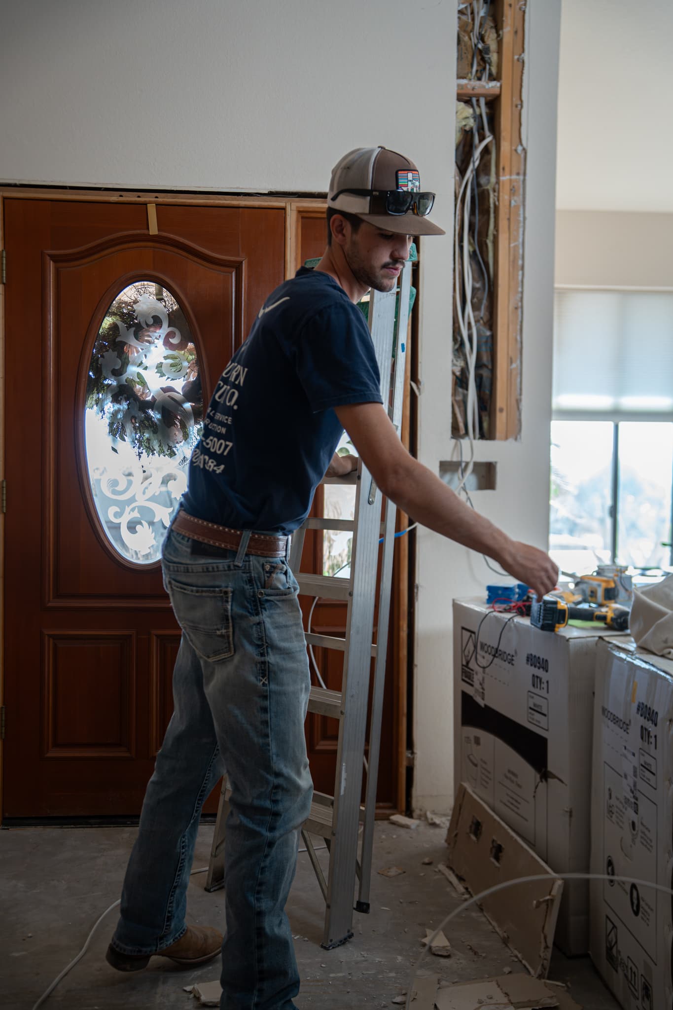 Southern Circuit Co. electrician running new wire in an East Valley home
